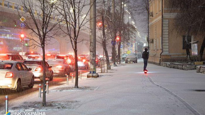 В ряде областей предупреждают о непогоде, на севере морозы до -20: погода на завтра