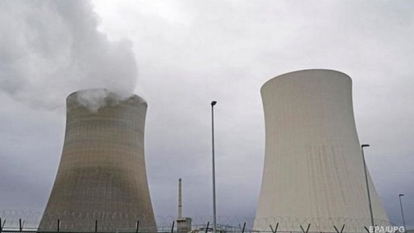 Франция намерена построить не менее 14 новых ядерных реакторов — СМИ