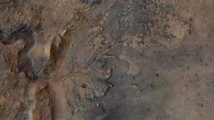 Вода на Марсе: реки появлялись и исчезали на Красной планете на протяжении долгого периода