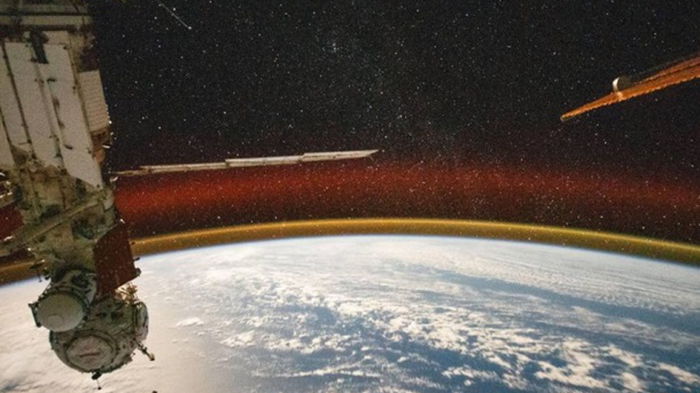 Астронавты NASA сделали фотографию свечения атмосферы Земли