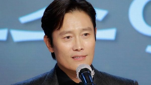 В Лос-Анджелесе ограбили дом звезды Игры в кальмара