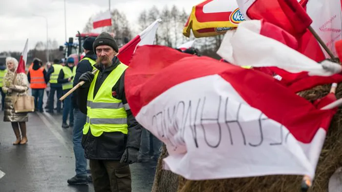 Нарушает принципы ЕС. В Литве раскритиковали план польских фермеров заблокировать границу