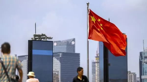 Китай разрабатывает новый беспилотник, который сможет разделяться в во...