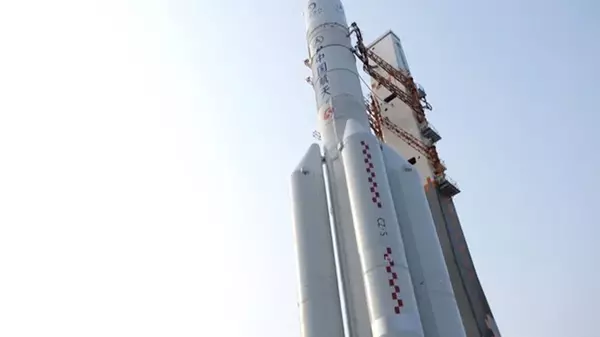 Китайский зонд полетел на обратную сторону Луны