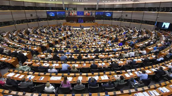 Выборы в Европарламент: экзит-пол обнародовал первые результаты в Ниде...