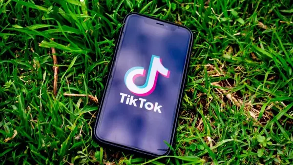 TikTok впервые взломали. Пострадали аккаунты Пэрис Хилтон и CNN