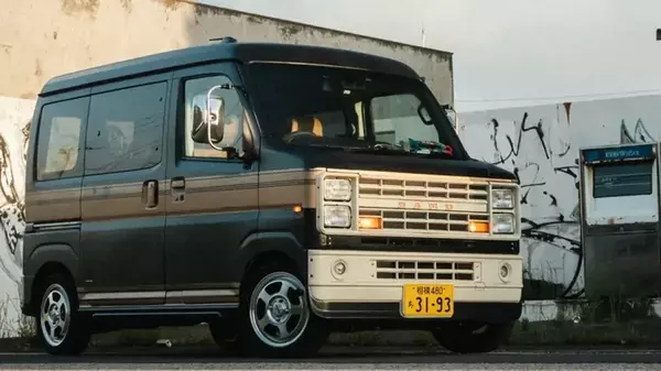 Chevrolet на минималках: в Японии показали оригинальный минивэн в стил...