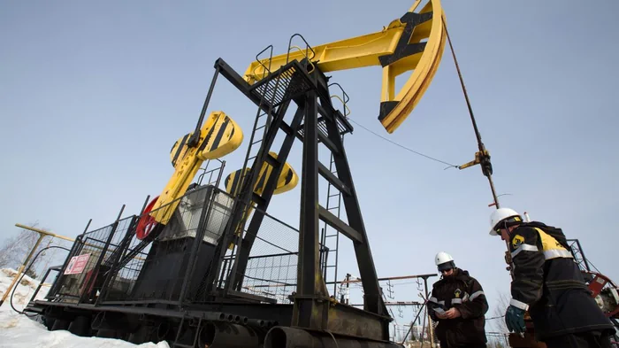 Цены на нефть растут третью неделю подряд: при чем здесь США
