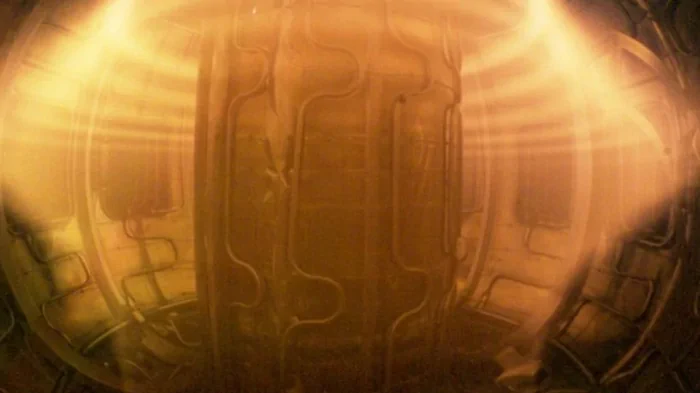 Безграничная энергия все ближе: в Китае построили первый особенный термоядерный реактор (фото)