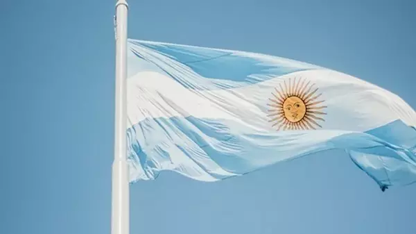 Парламент Аргентины одобрил противоречивую реформу Милея