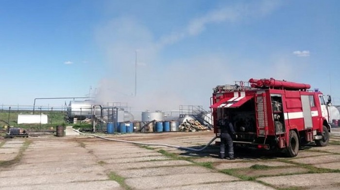 В Николаевской области горел нефтеперерабатывающий завод