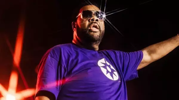 Рэпер Fatman Scoop во время концерта потерял сознание и внезапно умер