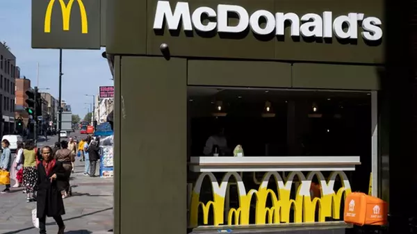 Акции McDonald's упали на 9% на фоне массовых отравлений бургерами