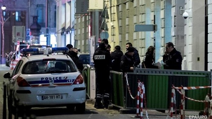 Во Франции ограбили ювелирный завод - СМИ