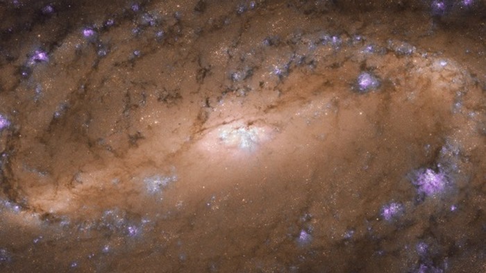Hubble сделал зрелищное фото спиральной галактики