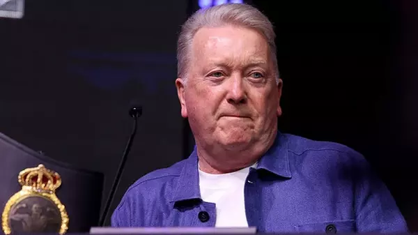 Увидим смену поколений: Уоррен прогнозирует судьбу реванша Усик — Дюбуа