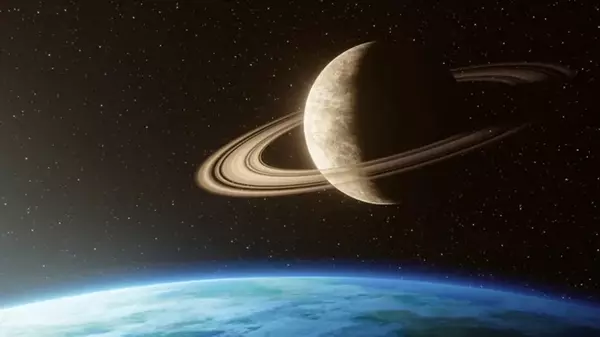 В NASA утверждают, что планета Сатурн может плавать на воде: возможно ли это