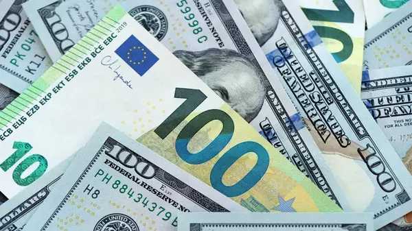 Каким будет курс доллара: украинский бизнес улучшил прогнозы