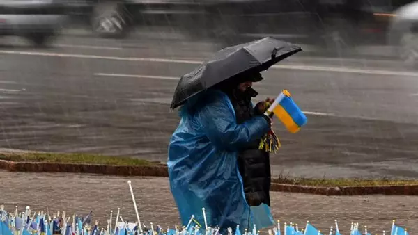 Дожди с грозами накроют почти всю Украину: какой регион избежит ливня