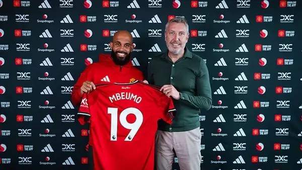 Лидер Брентфорда стал новичком Манчестер Юнайтед