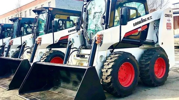 Мини-погрузчик Lonking CDM312 Xinchai: надежный помощник