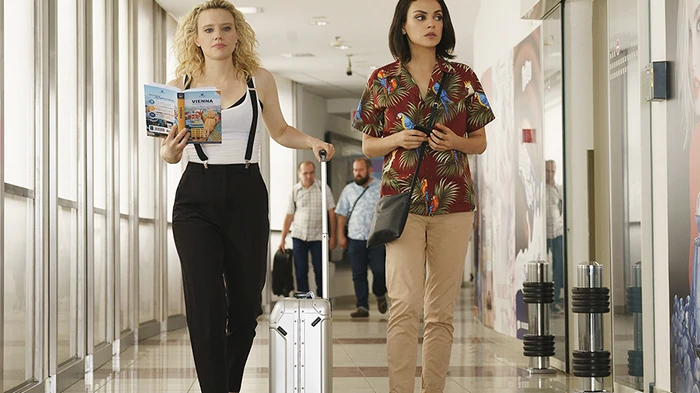 Эти фильмы-боевики сделают ваш вечер ярче: здесь юмор, экшн и неожиданные повороты