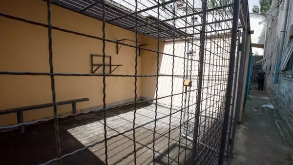 Тюрьма вместо дворца: в Перу экс-президента бросили к обычным преступникам