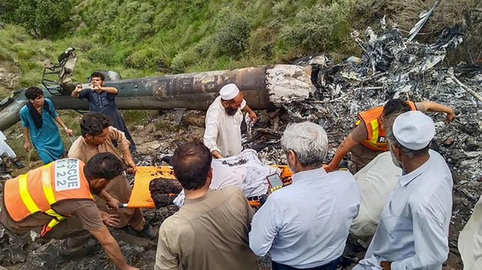 В Пакистане разбился военный вертолет: есть погибшие