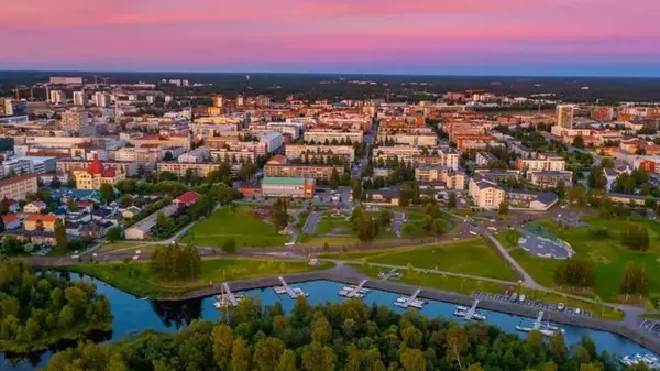 На 10 лет дольше: найдено еще одно место на Земле, где люди живут исключительно долго