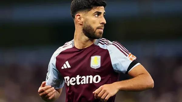 ПСЖ и Астон Вилла торгуются по цене в отношении арендованного игрока