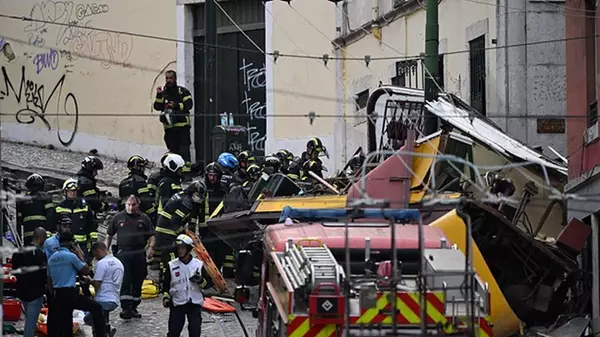 Авария на фуникулёре в Лиссабоне: число погибших возросло до 17