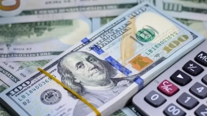 Доллар дорожает второй день подряд