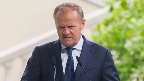 У Туска угнали Lexus: подозреваемого поймали в аэропорту