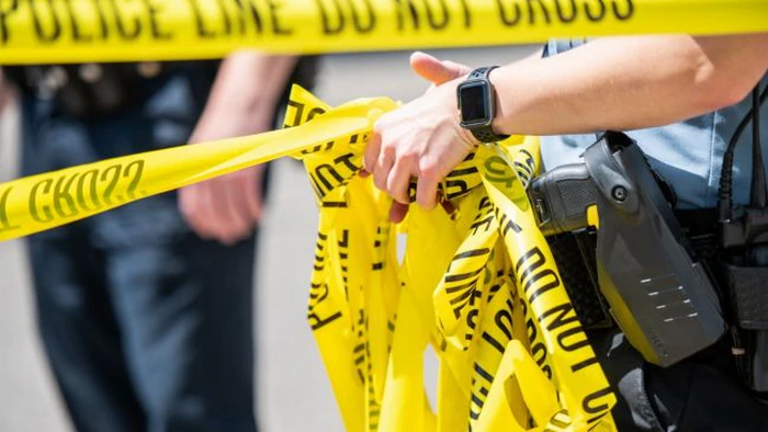 В США мужчина открыл огонь в офисе миграционной службы: три человека ранены