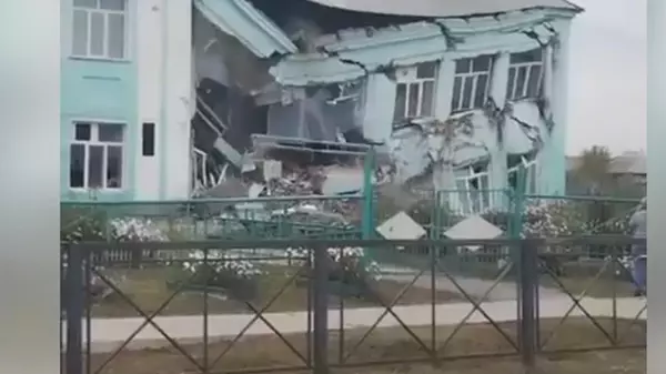 В России обрушились две школы