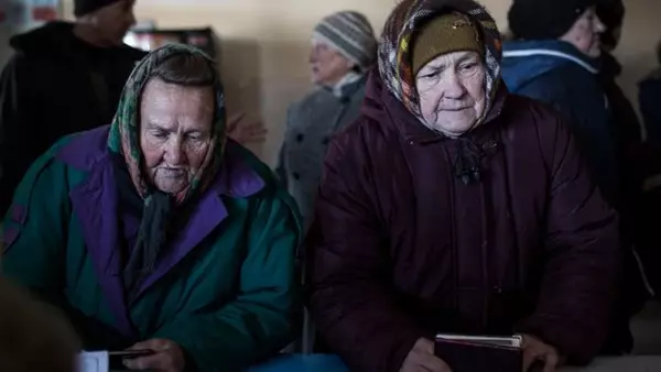 Кабмин предложил оставить только один вид помощи малообеспеченным