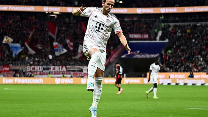 Форвард Баварии Кейн переписал историю Бундеслиги