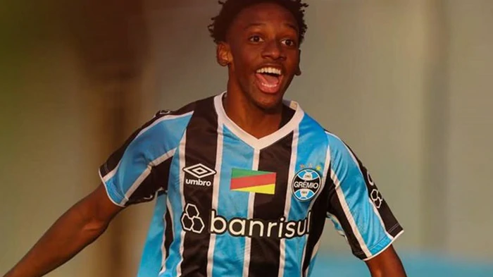 Шахтер предлагает уже 20 миллионов евро за 17-летнего бразильца