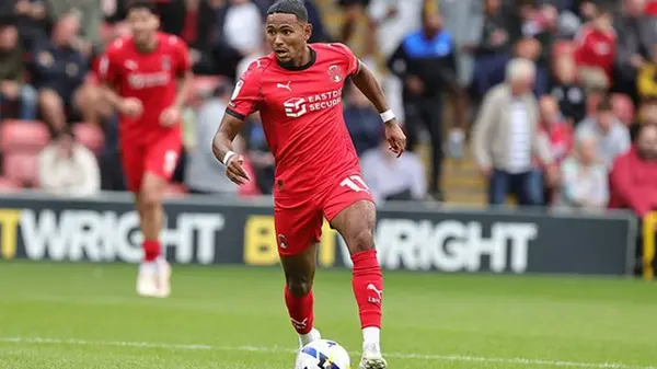 ChatGPT помог воспитаннику Манчестер Юнайтед подписать новый контракт