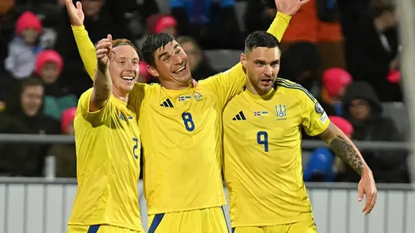 Украина в ярком стиле одержала драматическую победу над Исландией