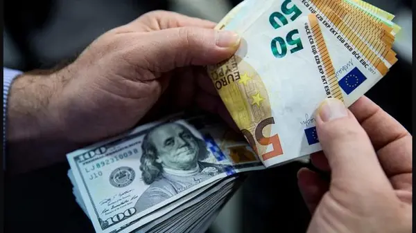 НБУ снова повысил курс доллара