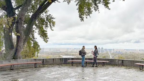 Затишье перед бурей? Синоптик сказала, где ждать дождей завтра и когда погода резко изменится