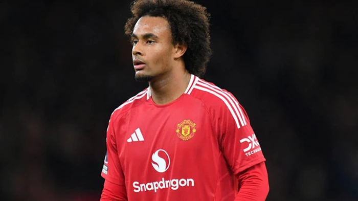 Замена украинцу? Рома нацелилась на форварда МЮ