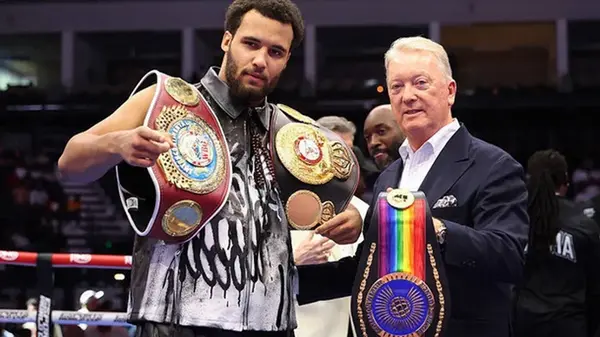 Фрэнк Уоррен называет другое время боя Итаумы и объясняет причины