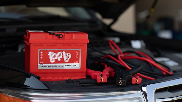 Автомобільні акумулятори TOPLA: надійність та різноманітність
