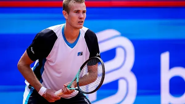 Сачко продолжает борьбу, выйдя в полуфинал турнира в Меце