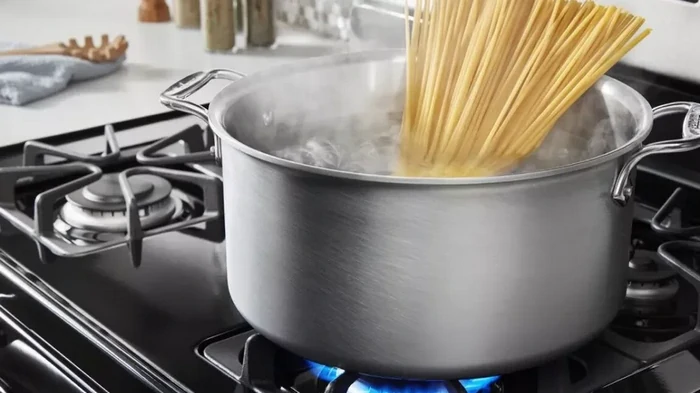 Раскрыт секрет правильного приготовление макарон: большинство допускают одну и ту же ошибку