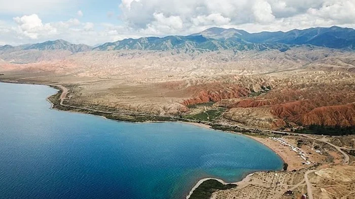 Атлантиду погубила ужасная трагедия: на дне озера найдены следы древнего затопленного города