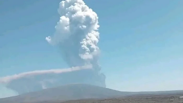 Самый безобидный вулкан в мире неожиданно извергся: тысячи лет считался неактивным (видео)