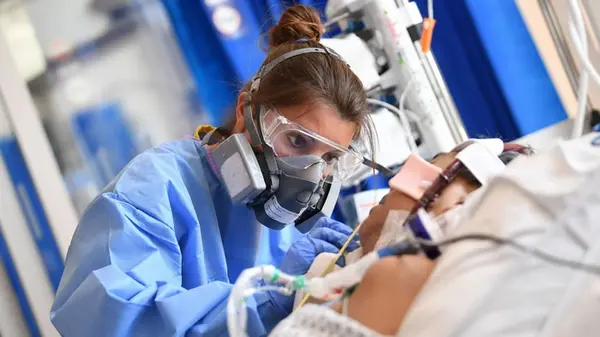 Врачи бьют тревогу: на Европу наступает мутировавший штамм обезьяньей оспы